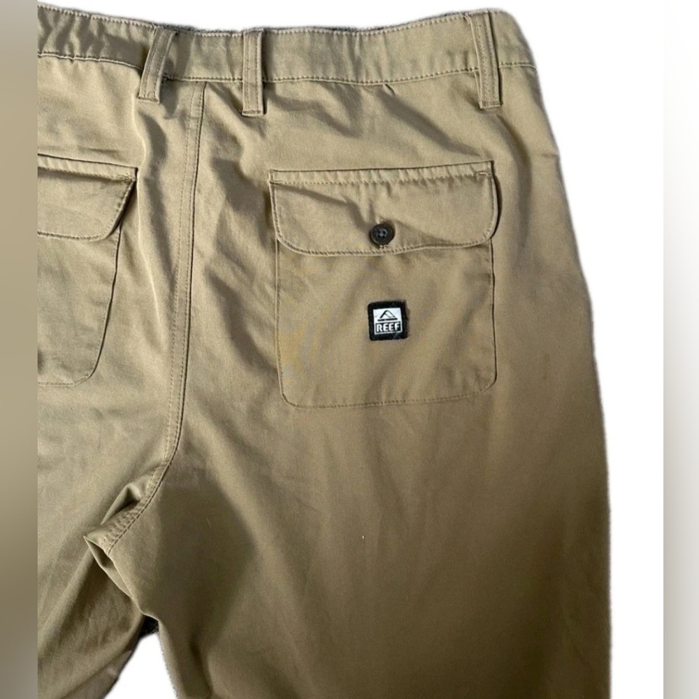 Reef Mens Hybrid Board Shorts Tan Brown Button Pockets Swim Surf Chinos Size 34